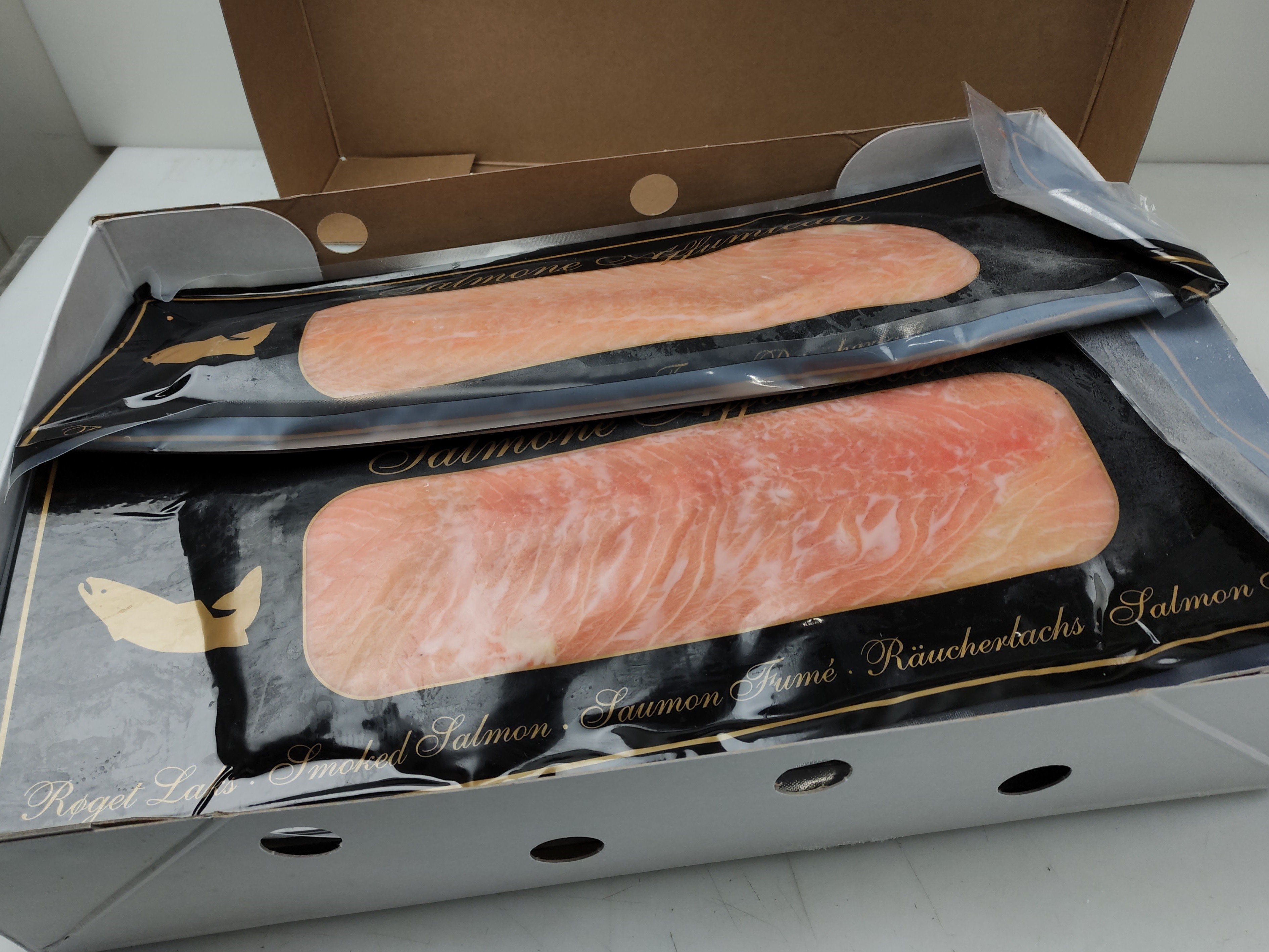 Coldsmoked Salmon Skinless Presliced IVP 12 x 1 kg - DK